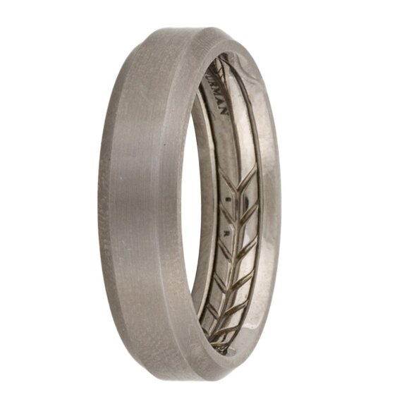 DAVID YURMAN TITANIUM BEVELED BAND RING - Picture 2 of 8
